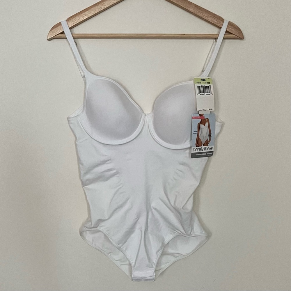 Barely There • 38B • Comfortable Curves Firm Control White Shaping Bodysuit